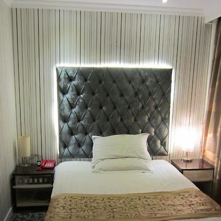 Jiujiu Holiday Hotel Shanghai Exterior photo